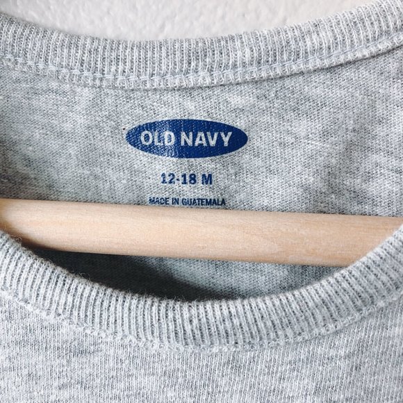 🧸 SALE! (5/$15, 8/$22, 12/$30) OLD NAVY Grey big bro tank top 12-18m - Picture 7 of 7